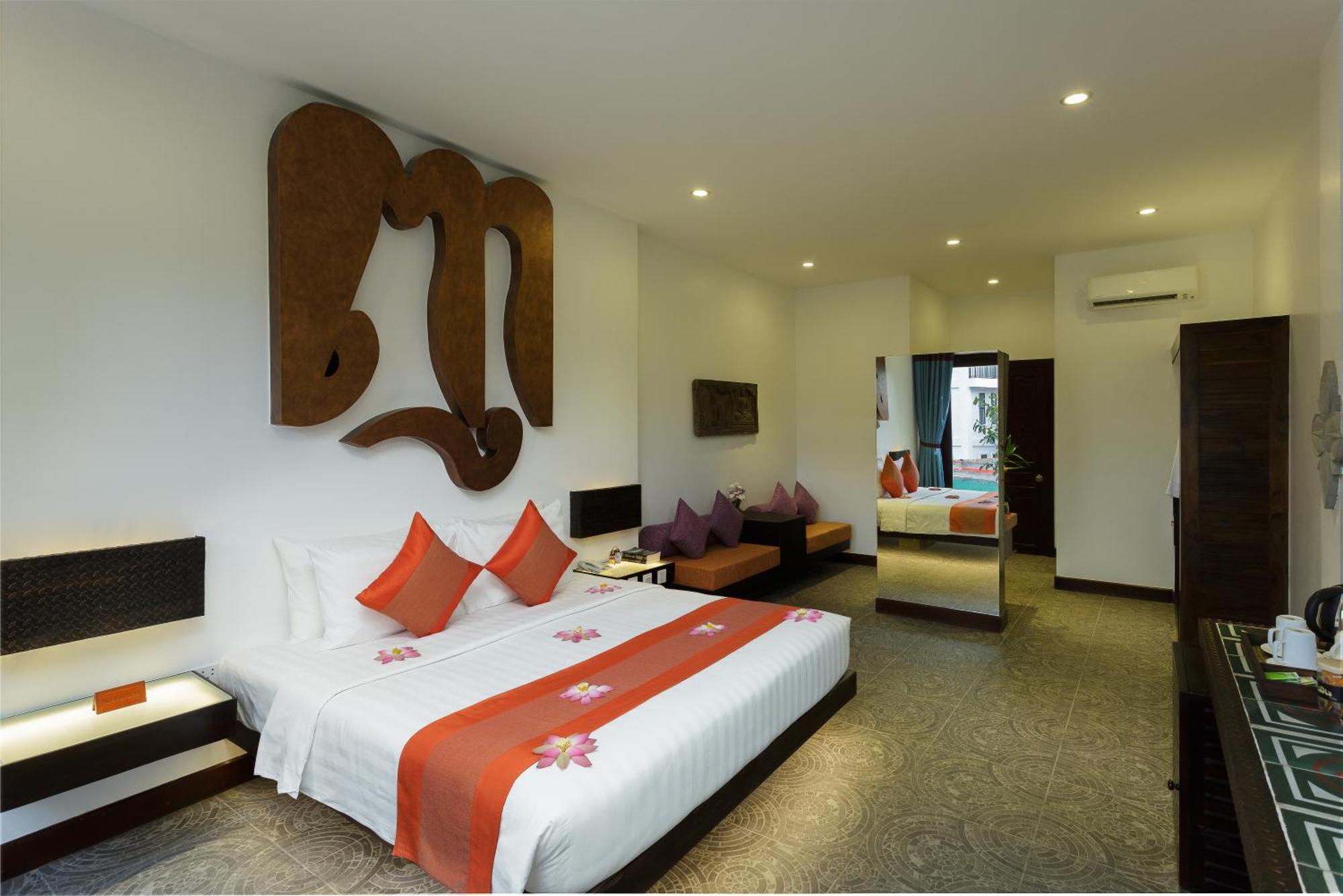 Golden Temple Hotel 4*
